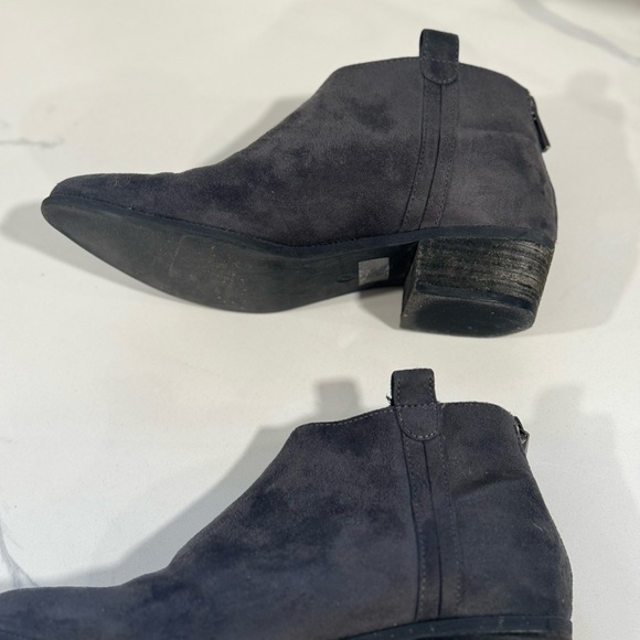 Boots Ankle Heels By Cato - Picture 6 of 7